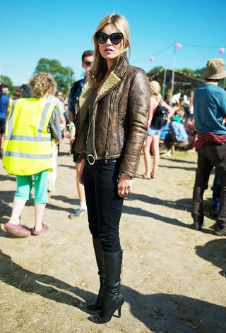 the-kate-moss-guide-to-music-festival-dressing-1848014