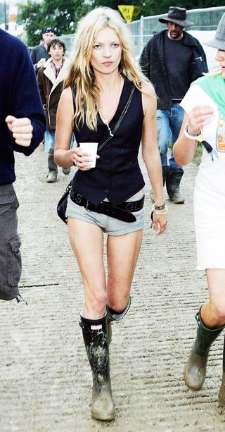the-kate-moss-guide-to-music-festival-dressing-1848018