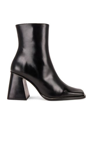Alohas + South Boot in Total Black