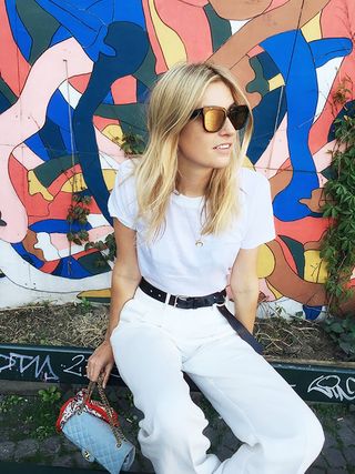 the-top-13-closet-basics-every-fashion-blogger-owns-1881367