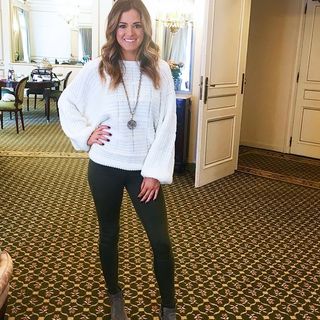 see-every-outfit-jojo-fletcher-has-worn-on-the-bachelorette-1840818-1468905311