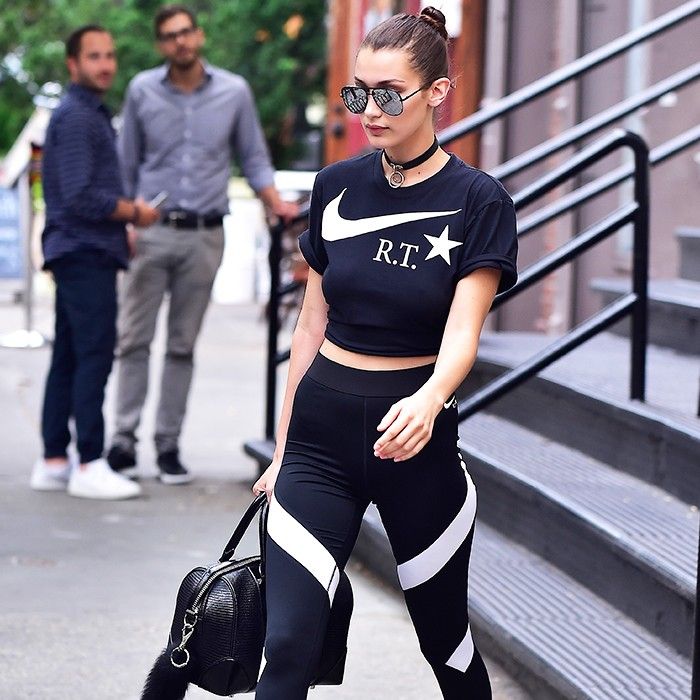 6 Summer Outfits That Actually Look Perfect With Leggings