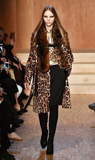 the-fall-trends-that-are-going-to-be-huge-and-are-still-easy-to-wear-1860660-1470433746