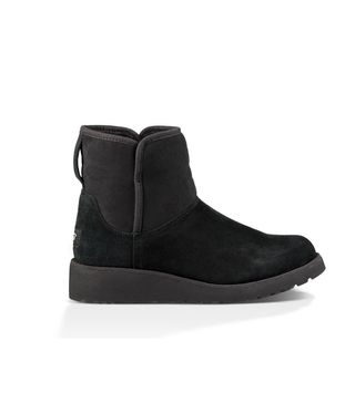 UGG + Kristen in Black