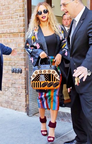 10-of-the-most-surprising-celebrity-outfits-of-the-summer-1895676-1473366851