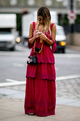 the-latest-street-style-from-new-york-fashion-week-1898211-1473565552