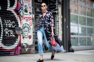the-latest-street-style-from-new-york-fashion-week-1902470-1473811787