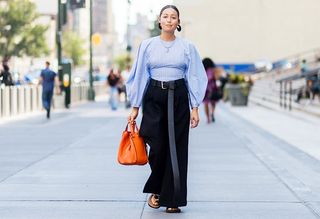 the-latest-street-style-from-new-york-fashion-week-1905044-1473969401