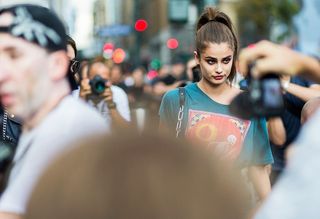 the-latest-street-style-from-new-york-fashion-week-1905046-1473969401