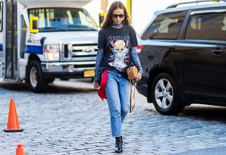 the-latest-street-style-from-new-york-fashion-week-1905050-1473969401