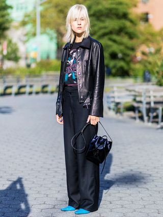 the-latest-street-style-from-new-york-fashion-week-1899498-1473700616