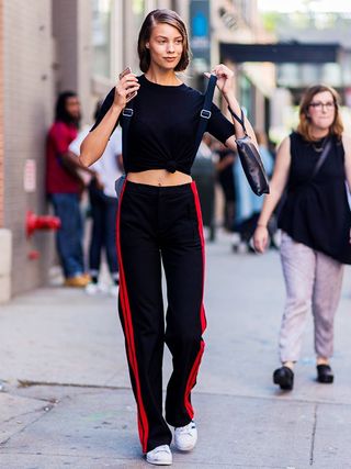 the-latest-street-style-from-new-york-fashion-week-1899507-1473700620