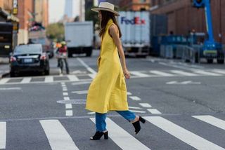 the-latest-street-style-from-new-york-fashion-week-1957350