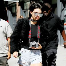 kendall-jenner-carying-camera-202742-1473689395-square