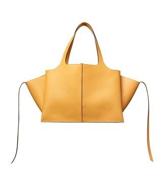 this-just-in-theres-a-new-celine-bag-for-you-to-obsess-over-1903403-1473883581
