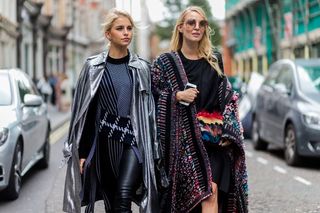 the-latest-street-style-from-london-fashion-week-1908497-1474315049