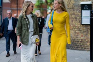 the-latest-street-style-from-london-fashion-week-1908499-1474315049