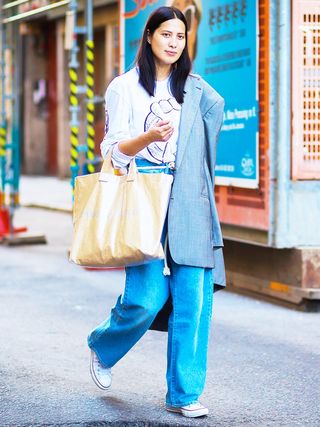 the-1-street-style-trend-right-now-according-to-the-sartorialist-1908171-1474292611