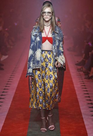the-gucci-pieces-youre-about-to-see-on-every-it-girl-1911189-1474489270