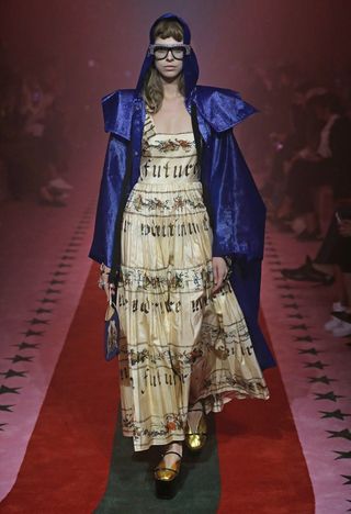 the-gucci-pieces-youre-about-to-see-on-every-it-girl-1911225-1474489276