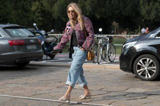 the-most-captivating-street-style-photos-from-milan-fashion-week-1915490-1474844170