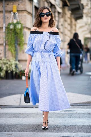 the-most-captivating-street-style-photos-from-milan-fashion-week-1915505-1474844174
