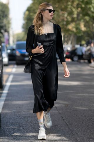 the-most-captivating-street-style-photos-from-milan-fashion-week-1917164-1474945759