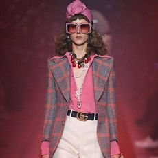 gucci-runway-spring-summer-2017-203611-1474539057-square