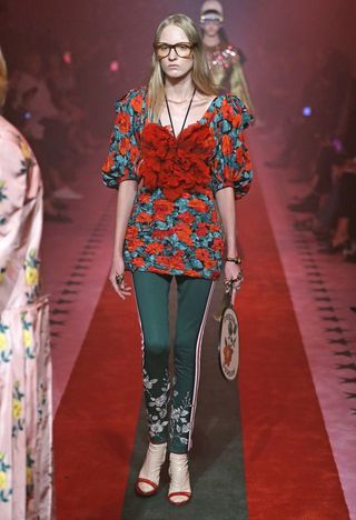 the-gucci-pieces-youre-about-to-see-on-every-it-girl-1972862