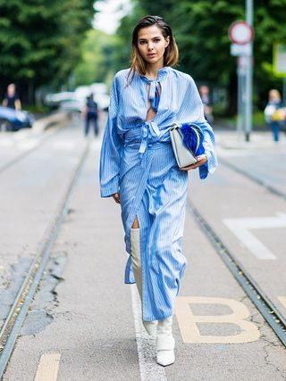 15-jaw-dropping-street-style-looks-from-milan-fashion-week-1914847-1474710394