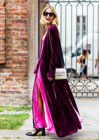 the-tk-most-elaborate-looks-from-milan-fashion-weeks-streets-1912324-1474543609