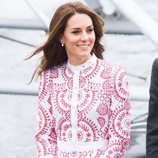 kate-middleton-canada-outfits-203893-1475033296-square