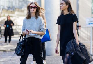 all-the-latest-street-style-shots-from-paris-fashion-week-1928750-1475764481