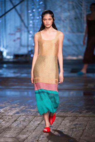 every-gorgeous-spring-look-from-missoni-show-1918632-1475023620