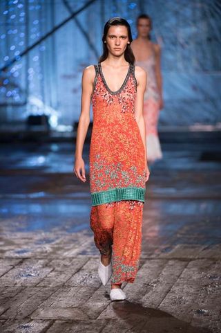 every-gorgeous-spring-look-from-missoni-show-1918652-1475023625