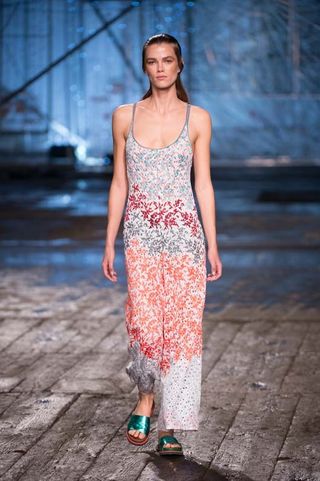 every-gorgeous-spring-look-from-missoni-show-1918654-1475023625