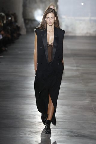 anthony-vaccarello-just-won-for-best-front-row-at-saint-laurent-1918960-1475065840