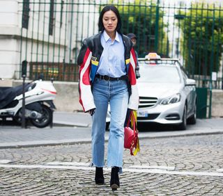 11-chic-and-simple-street-style-looks-from-paris-fashion-week-1924022-1475477876