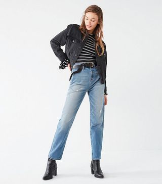 Urban Outfitters + BDG Mom Jean in Vintage Wash