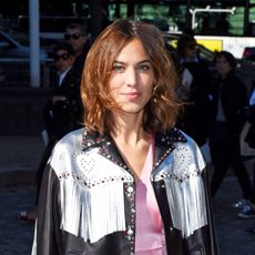 alexa-chung-outfit-204807-1475708052-square
