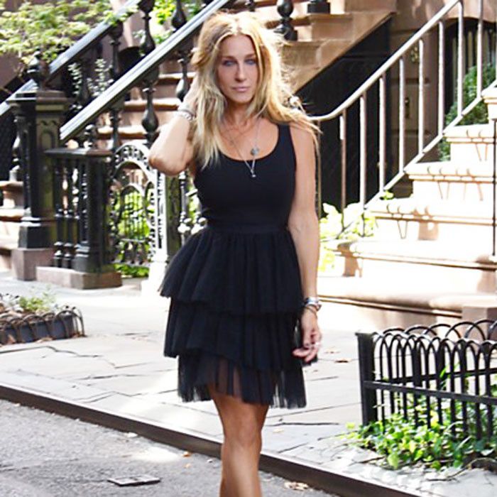 Sarah Jessica Parker Designed a Dress With Major SATC Vibes | Who What Wear