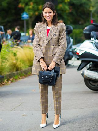 10-petite-style-tips-from-fashion-girls-who-are-actually-short-1935927-1476305210