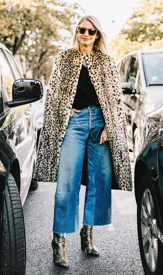 how-to-wear-animal-print-in-2016-1938218-1476393318