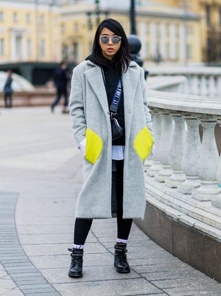 tk-cold-weather-dressing-tricks-from-russia-fashion-week-street-style-1942325-1476776836