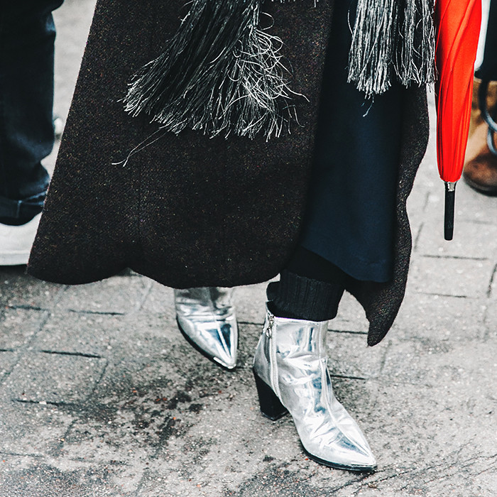 Metallic deals boots trend