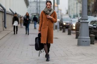 the-very-best-street-style-from-moscow-fashion-week-1942963-1476816730