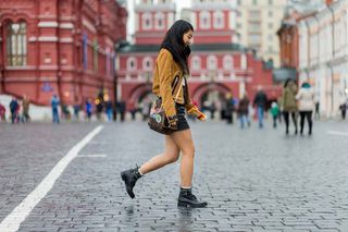 the-very-best-street-style-from-moscow-fashion-week-1942975-1476816731