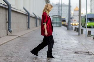 the-very-best-street-style-from-moscow-fashion-week-1942977-1476816731
