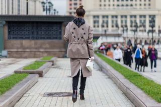 the-very-best-street-style-from-moscow-fashion-week-1942980-1476816732