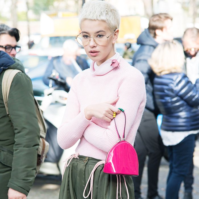 Bloggers Are So Into This Pink Jumper Trend | Who What Wear